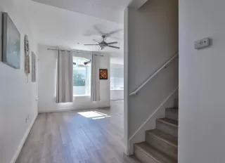 Photo #3: 225086671 Listing 