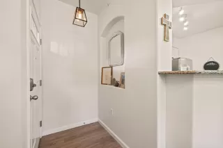 Photo #5: 225086954 Listing 