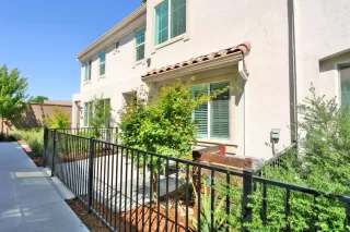 Photo #1: 225087570 Listing 