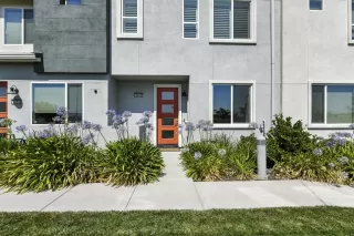 Photo #4: 225087909 Listing