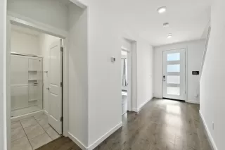 Photo #5: 225087909 Listing