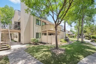 Photo #2: 225088082 Listing 