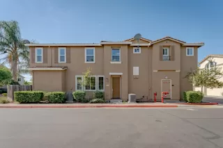 Photo #3: 225088200 Listing