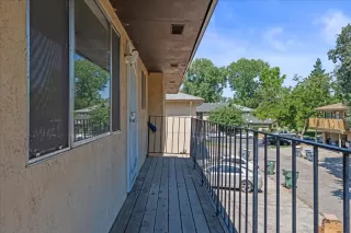 Photo #2: 225088329 Listing