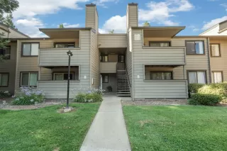 More Details about MLS # 225088539 : 3715 TALLYHO DR #60