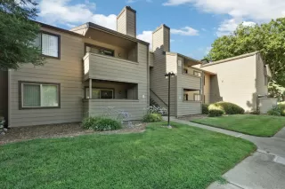 Photo #2: 225088539 Listing 