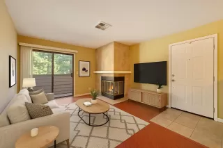 Photo #5: 225088539 Listing 