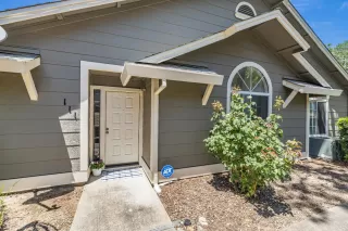 Photo #1: 225089099 Listing 