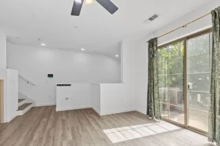 Photo #5: 225089688 Listing 