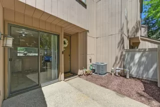 Photo #6: 225089734 Listing 