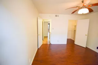 Photo #6: 225089988 Listing