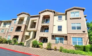 Photo #2: 225091067 Listing 