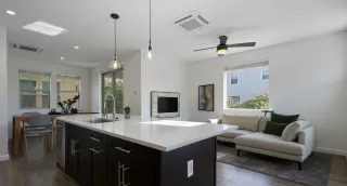 Photo #1: 225092179 Listing