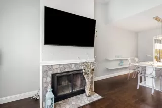 Photo #5: 225092342 Listing