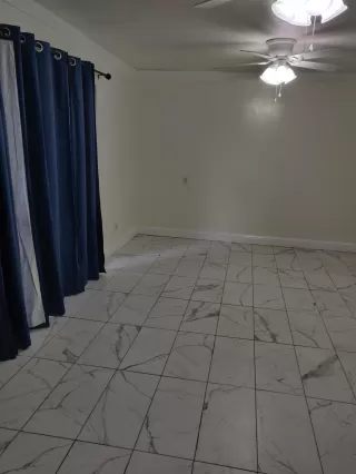 Photo #3: 225092372 Listing