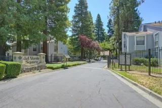 More Details about MLS # 225092380 : 100 DEL VERDE CIR #4