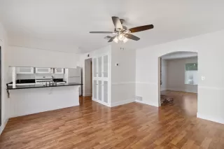 Photo #3: 225092512 Listing 