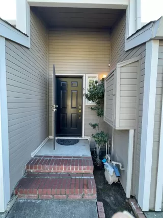Photo #2: 225092605 Listing 
