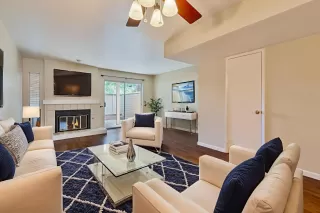 Photo #3: 225092699 Listing