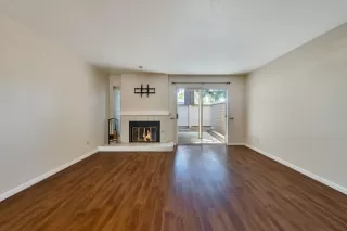 Photo #4: 225092699 Listing