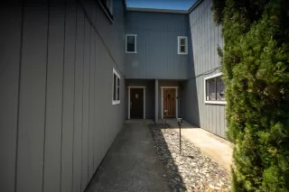 Photo #3: 225093060 Listing 