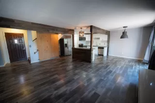Photo #5: 225093060 Listing 