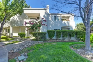 Photo #1: 225093208 Listing