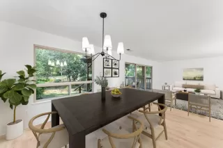 Photo #6: 225093578 Listing