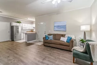 Photo #6: 225094268 Listing 