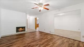 Photo #2: 225094371 Listing