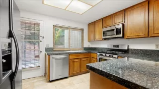 Photo #6: 225094371 Listing