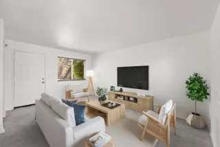 Photo #2: 225094555 Listing