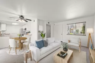 Photo #3: 225094555 Listing