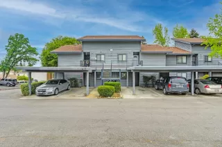 Photo #2: 225095023 Listing