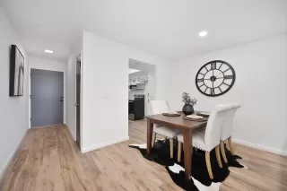 Photo #5: 225095023 Listing