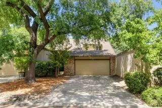 Photo #2: 225095408 Listing