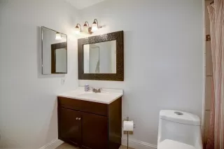 Photo #6: 225095902 Listing