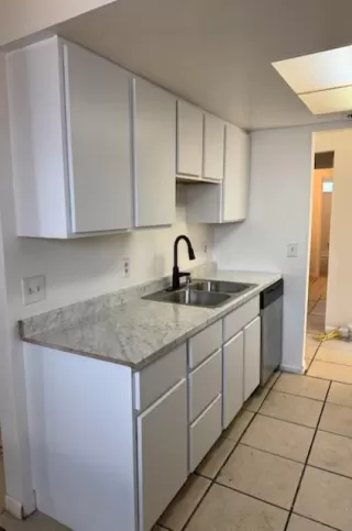 Photo #1: 225095976 Listing