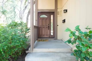 Photo #6: 225096130 Listing