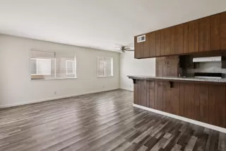 Photo #4: 225096235 Listing 
