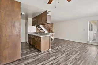 Photo #6: 225096235 Listing 