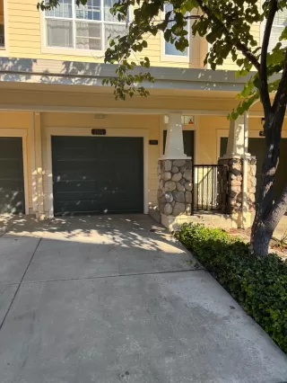 Photo #2: 225097181 Listing