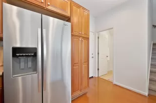 Photo #5: 225097280 Listing