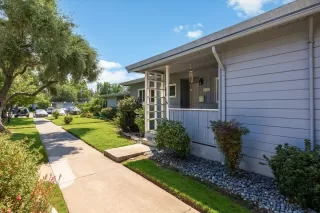 Photo #1: 225097427 Listing 