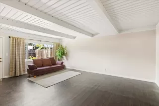 Photo #4: 225097427 Listing 