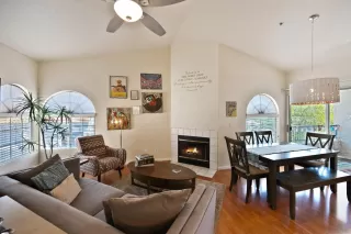 Photo #2: 225097538 Listing 