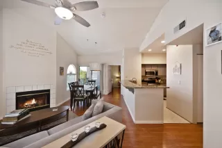 Photo #4: 225097538 Listing 