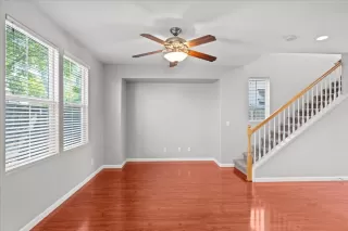 Photo #5: 225097559 Listing 