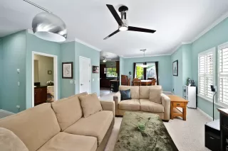 Photo #4: 225098165 Listing