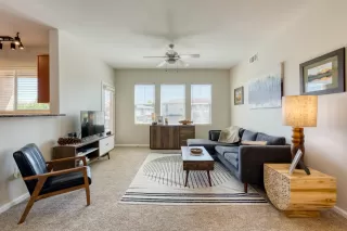 Photo #2: 225098794 Listing 